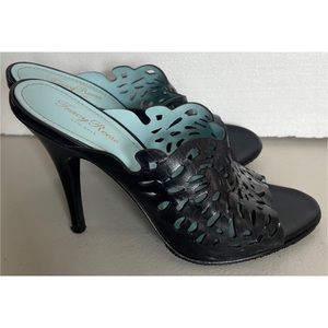 Tracy Reese Black Leather Lace Design Heel Size 6 Like New